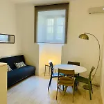 Antoni House